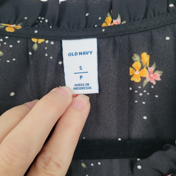 Floral long sleeved dress, size small - Picture 4 of 16